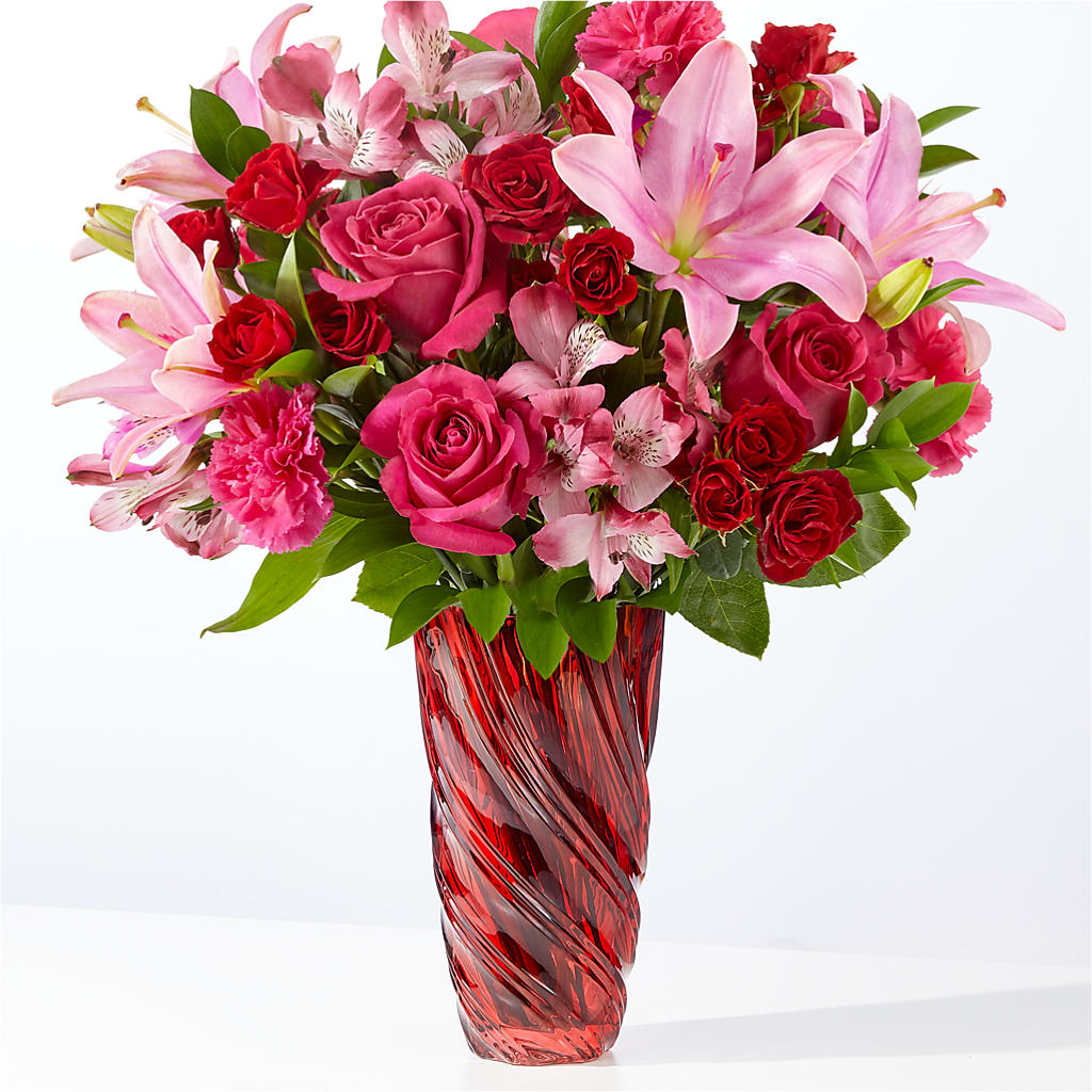 In Love Bouquet with Luxe Swirl Vase – CHESAPEAKE FLORAL & GIFTS, Chesapeake VA