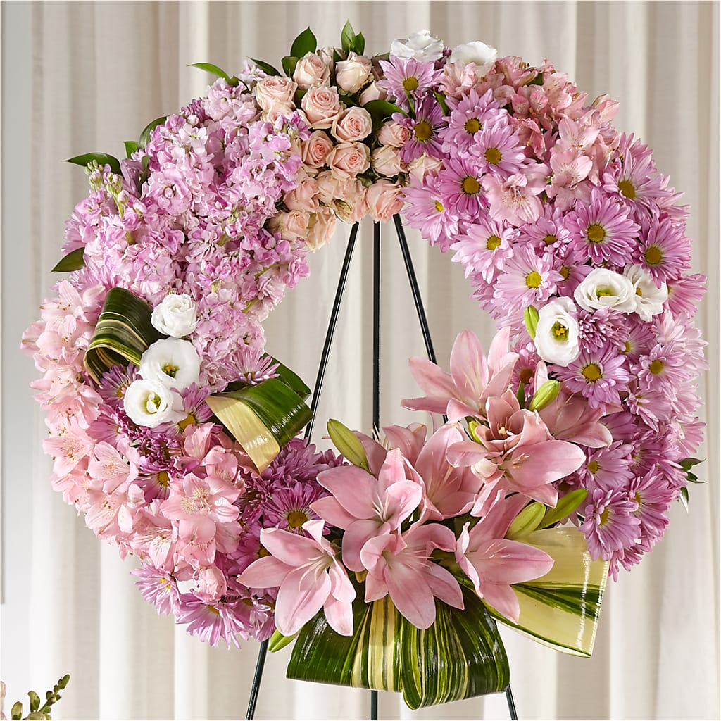 Gift of Warmth Wreath – CHESAPEAKE FLORAL & GIFTS, Chesapeake VA