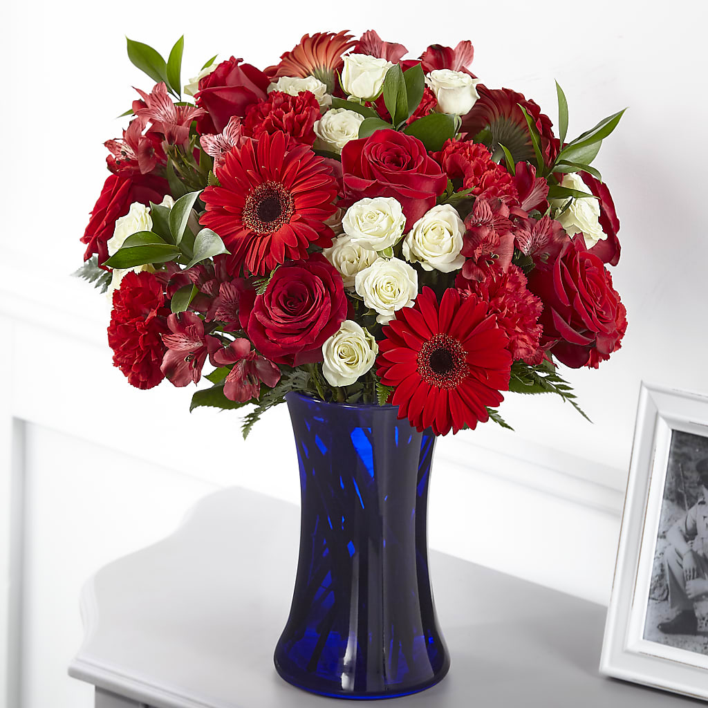 Hearts Embrace Bouquet – CHESAPEAKE FLORAL & GIFTS, Chesapeake VA