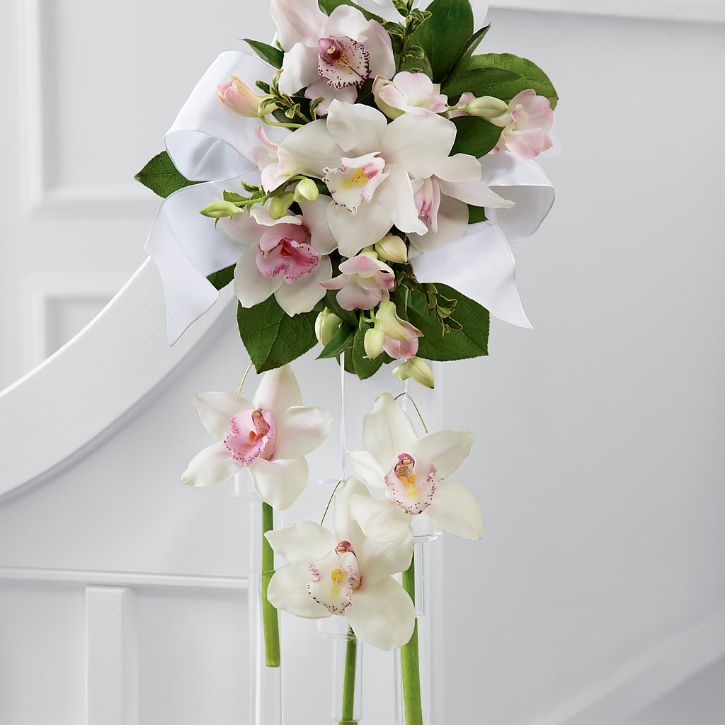 Perfect Entrance Pew Arrangement – CHESAPEAKE FLORAL & GIFTS, Chesapeake VA
