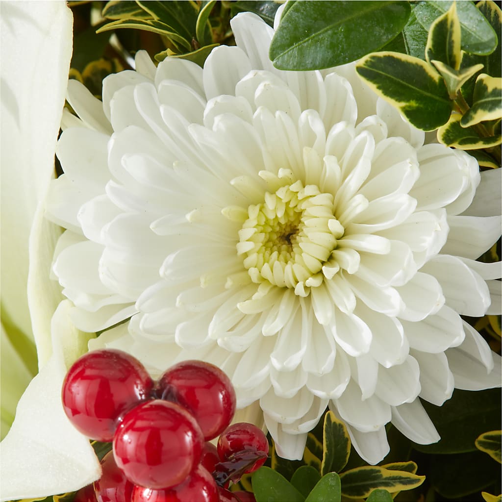 Festive Moments Tree – CHESAPEAKE FLORAL & GIFTS, Chesapeake VA