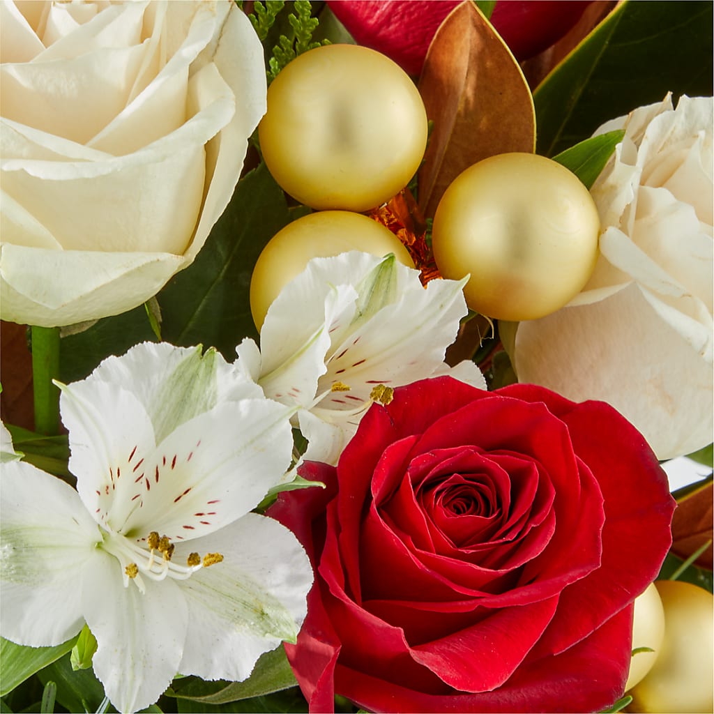 Joy & Jolly Bouquet – CHESAPEAKE FLORAL & GIFTS, Chesapeake VA