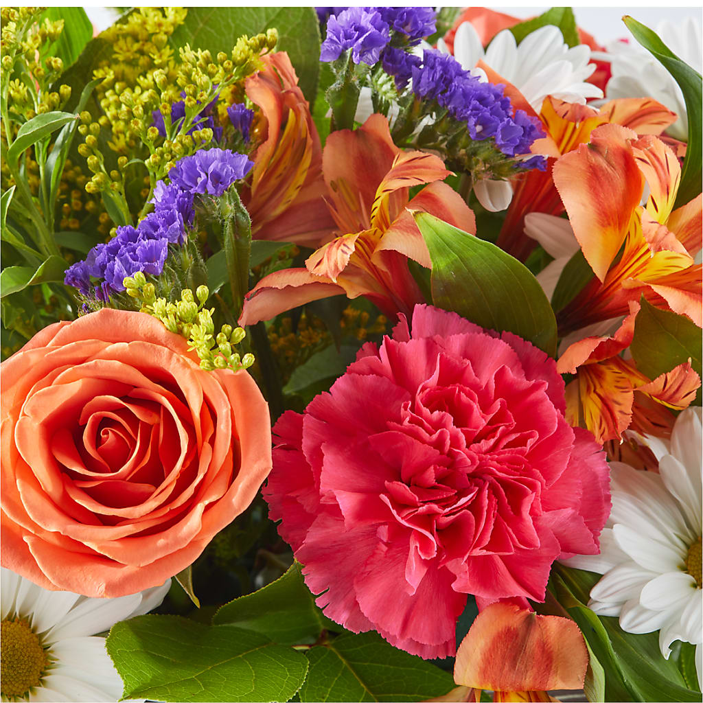 Oopsie Daisy Box Bouquet – CHESAPEAKE FLORAL & GIFTS, Chesapeake VA
